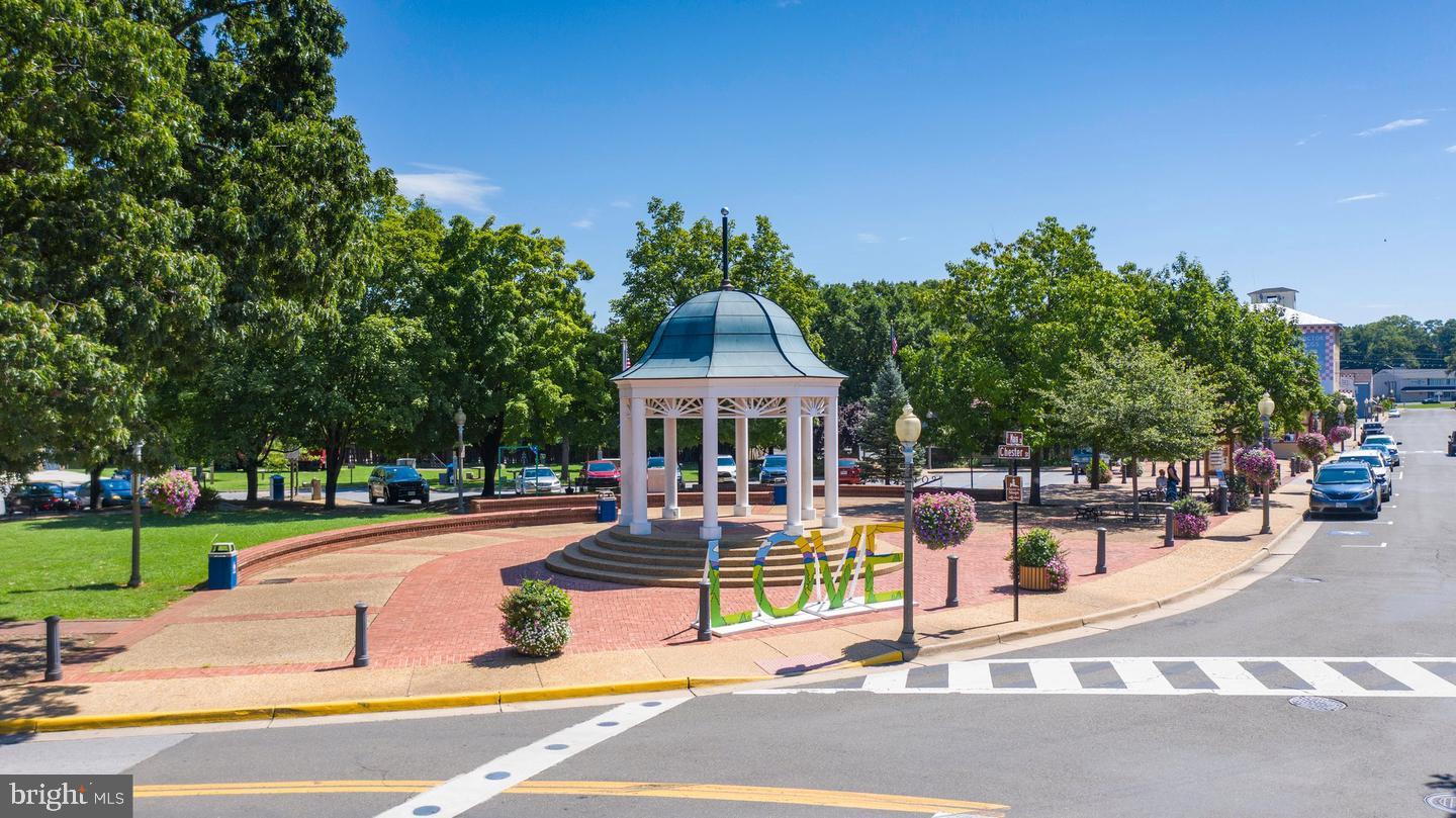 KELLY FALLS - Residential