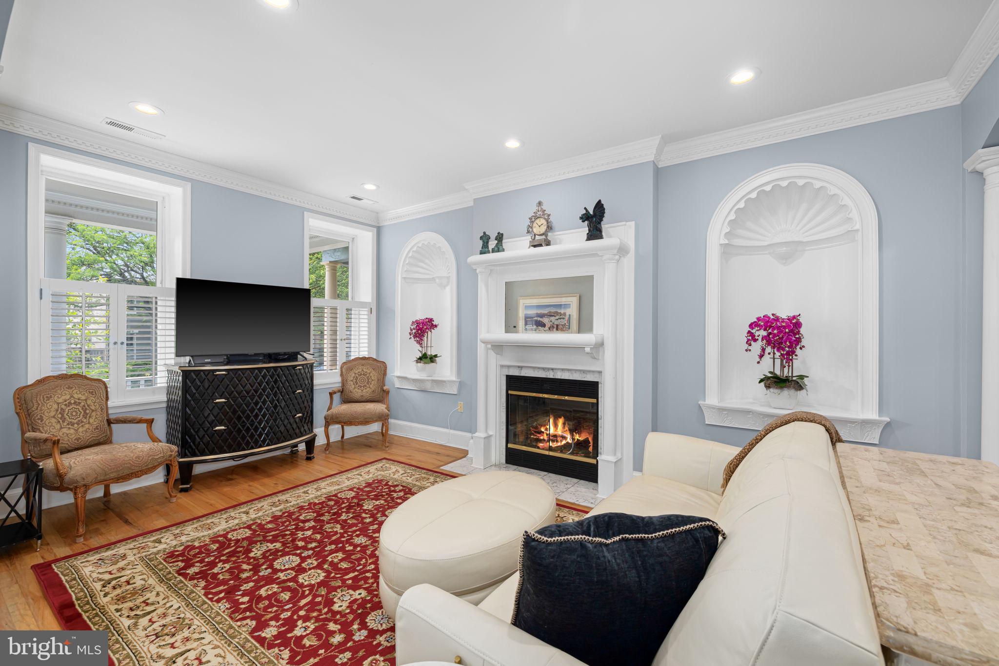 224 9TH STREET SE