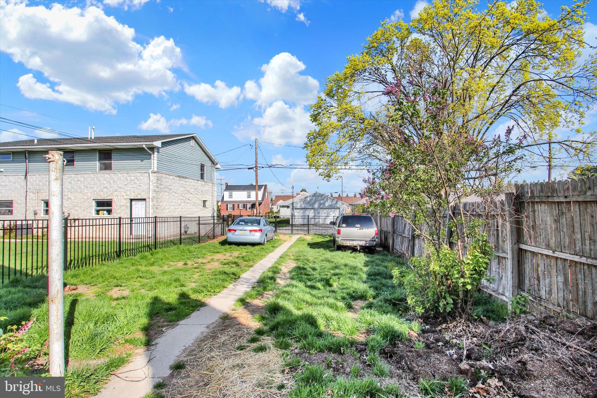 MCSHERRYSTOWN - Residential