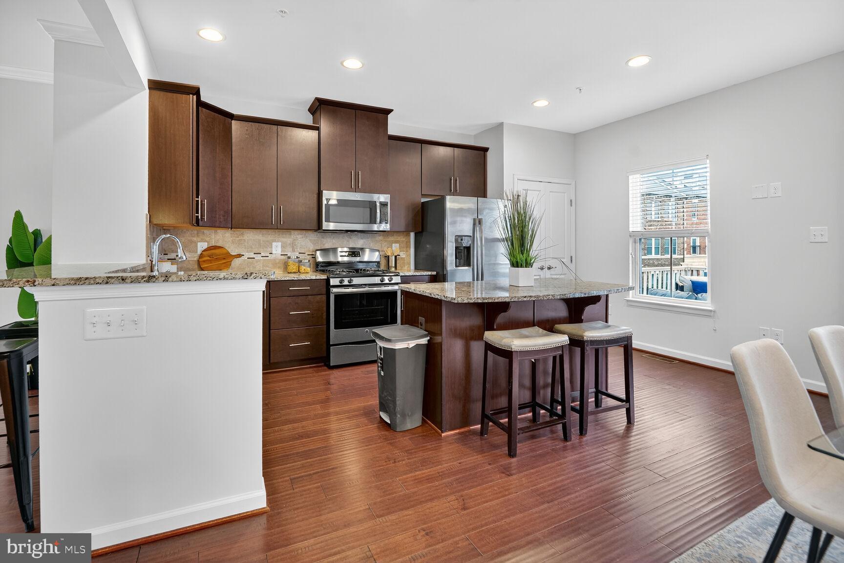 VILLAGES OF URBANA - Residential