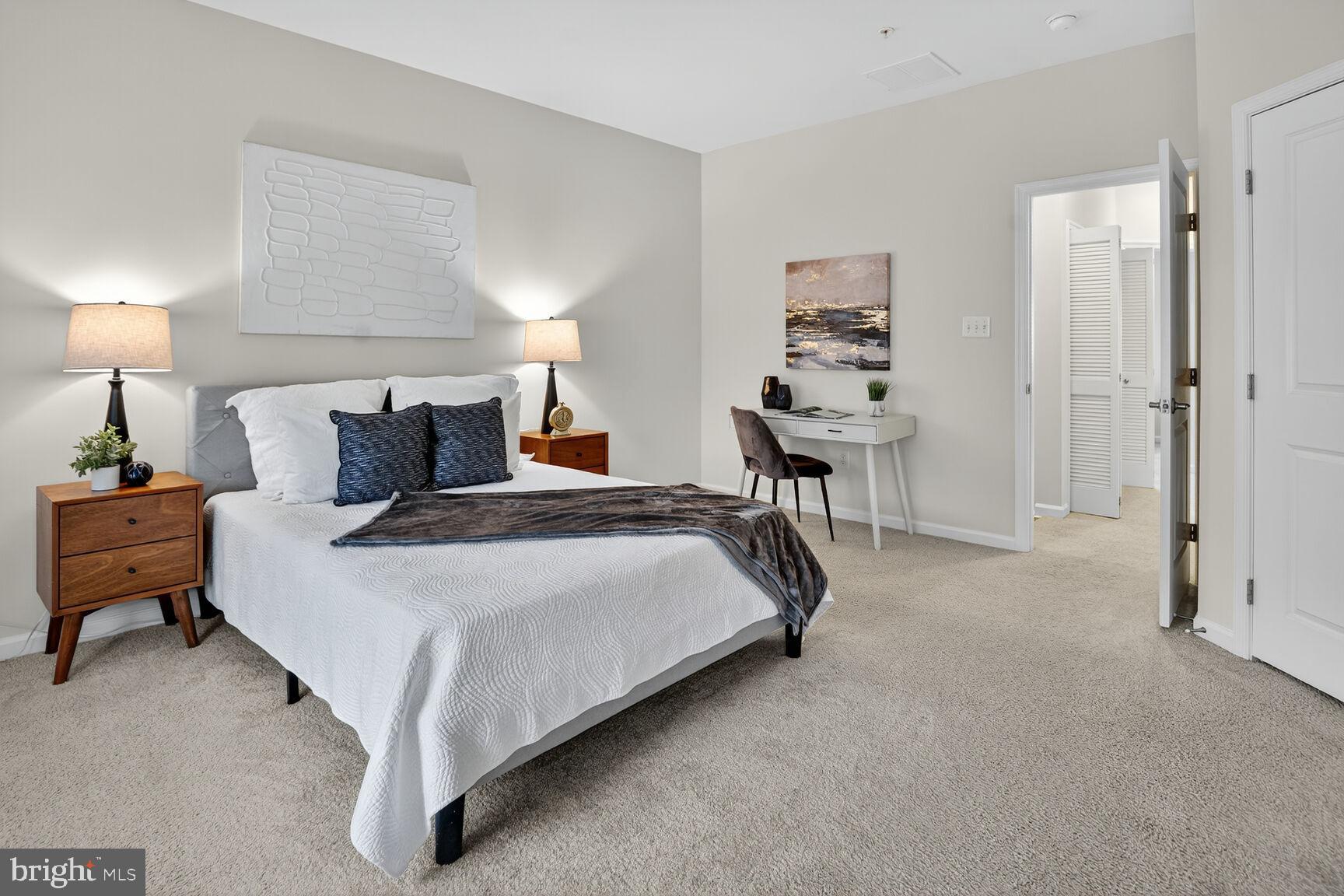 VILLAGES OF URBANA - Residential