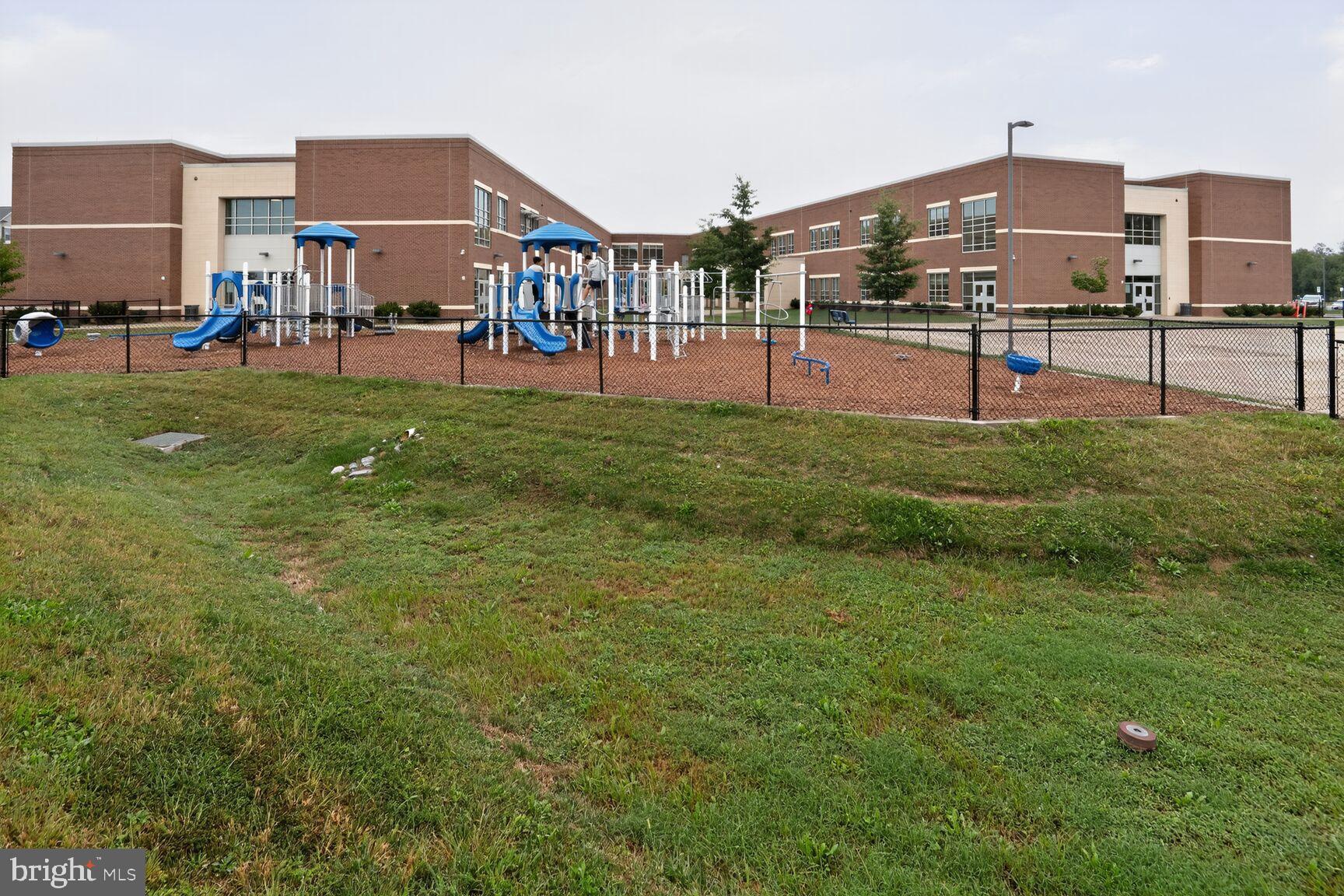 VILLAGES OF URBANA - Residential