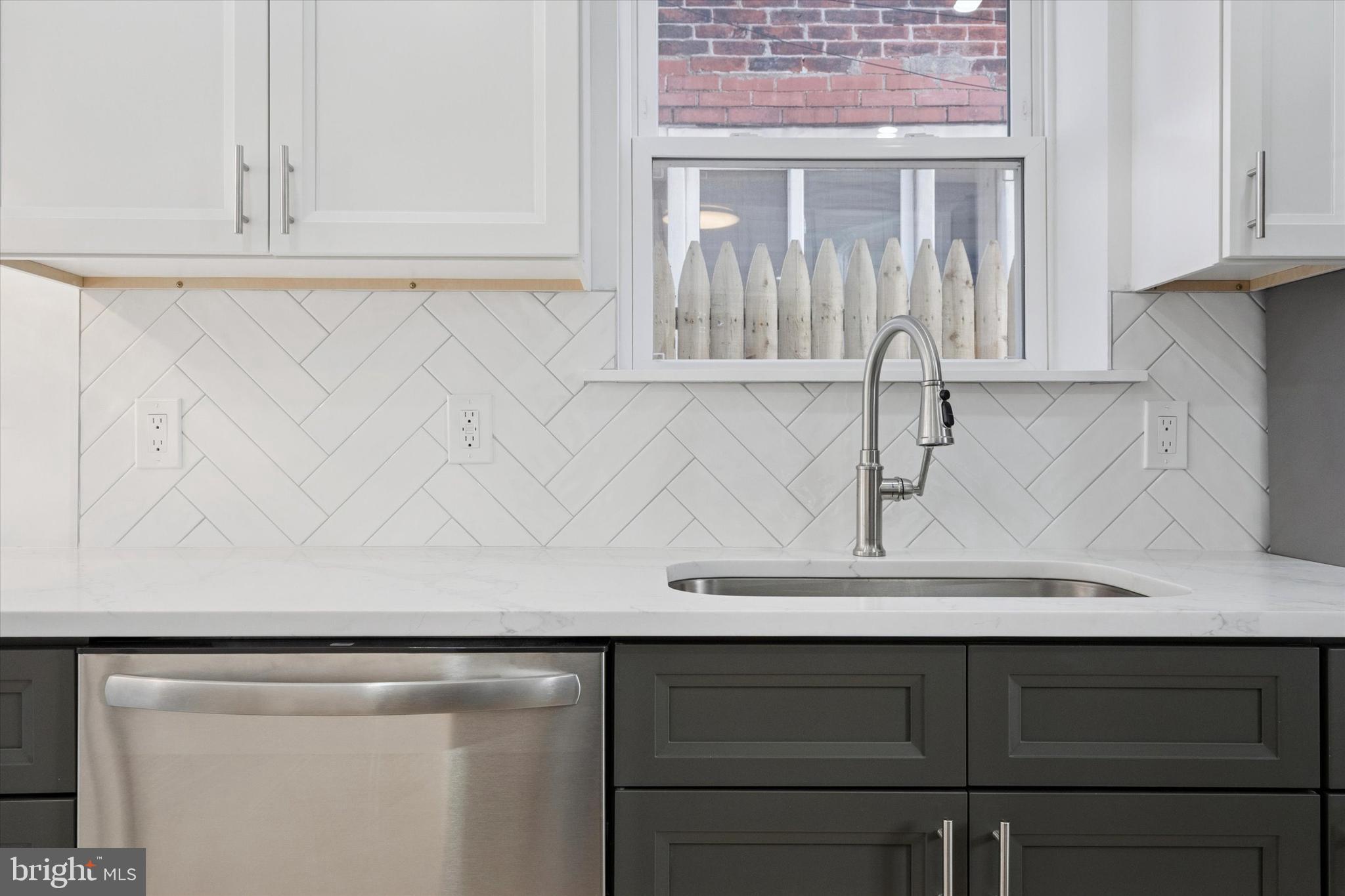 POINT BREEZE - Residential