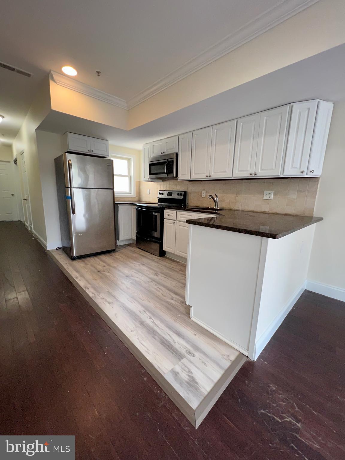 TEMPLE UNIVERSITY - Residential Lease