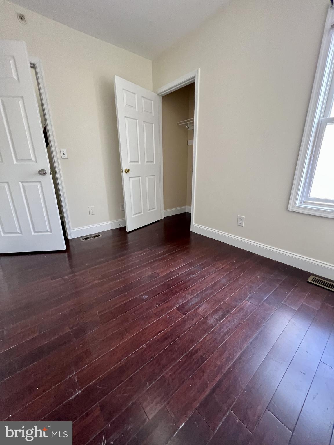 TEMPLE UNIVERSITY - Residential Lease