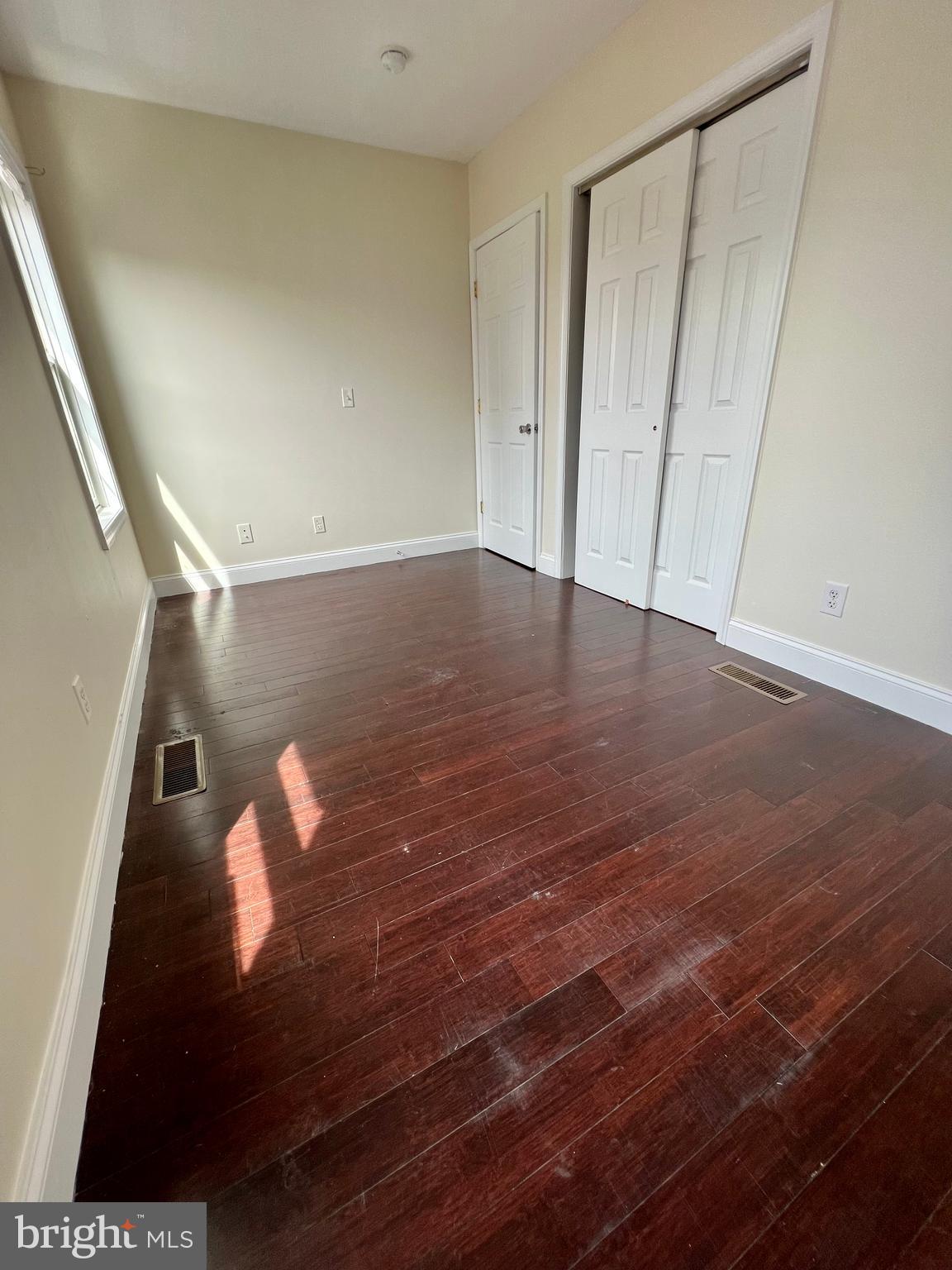 TEMPLE UNIVERSITY - Residential Lease