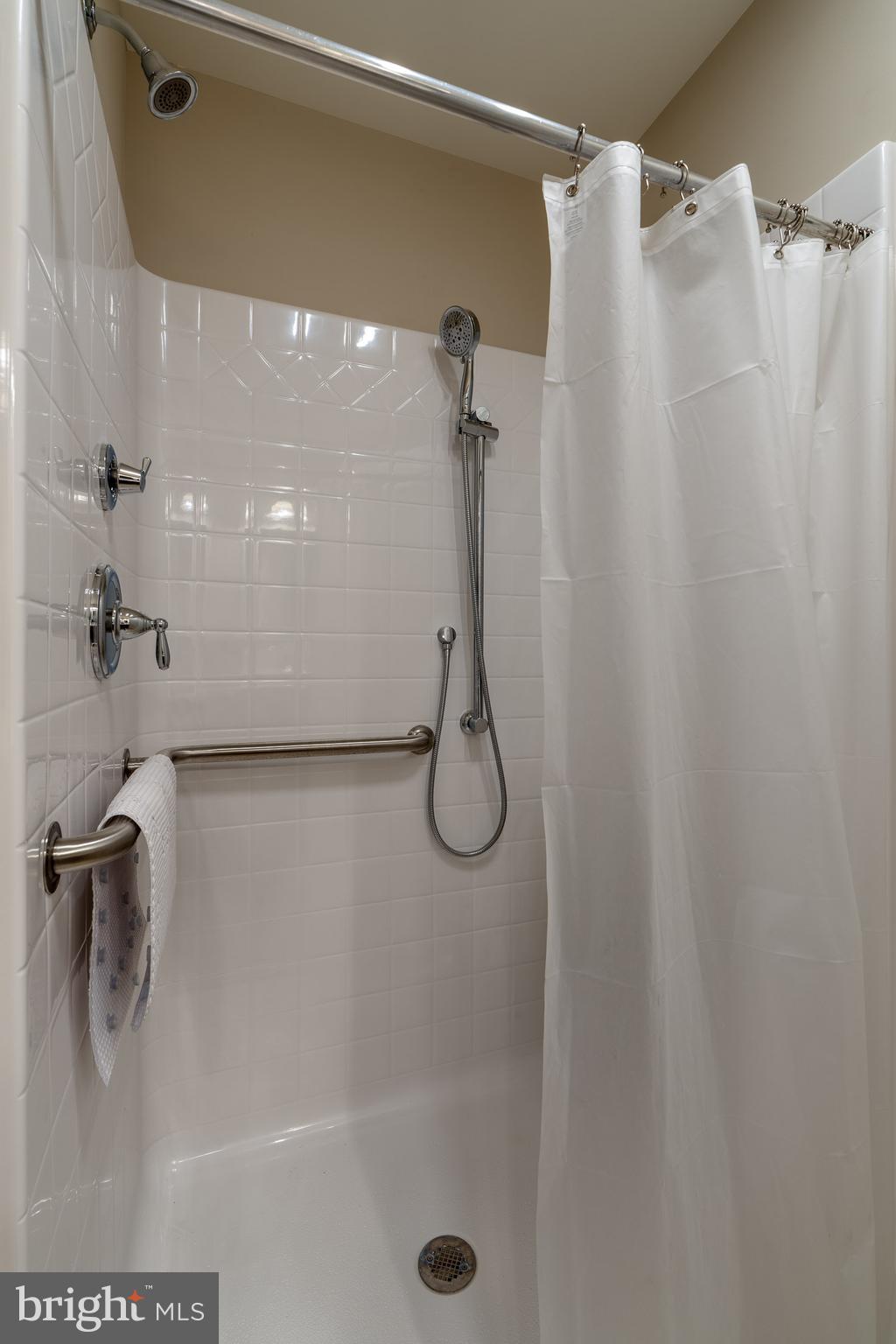 LANDIS FARM - Residential