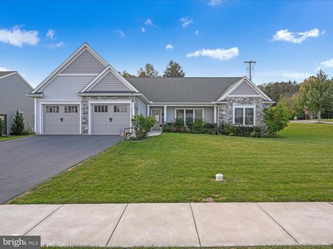Photo of 1400 Limestone Ridge, LANDISVILLE, PA 17538 (MLS # PALA2077372)