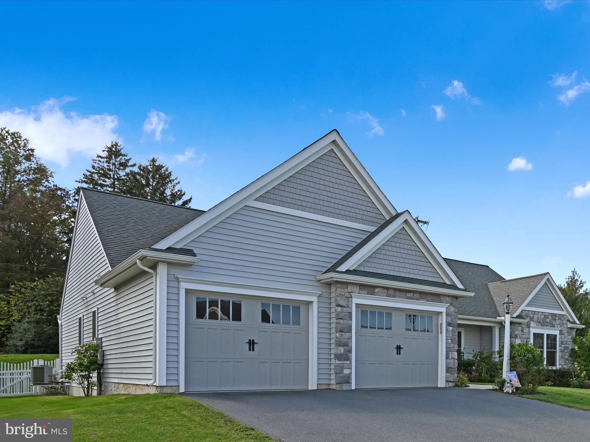 1400 LIMESTONE RIDGE