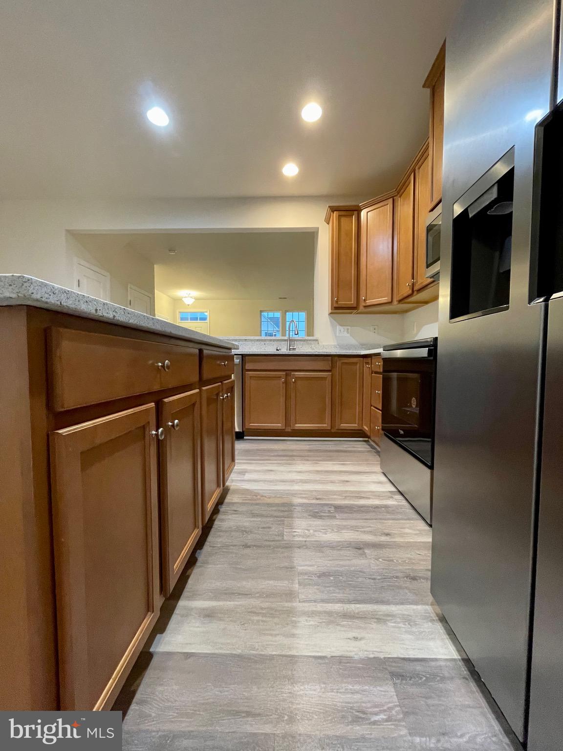 BROOKFIELD ON THE POTOMAC - Residential