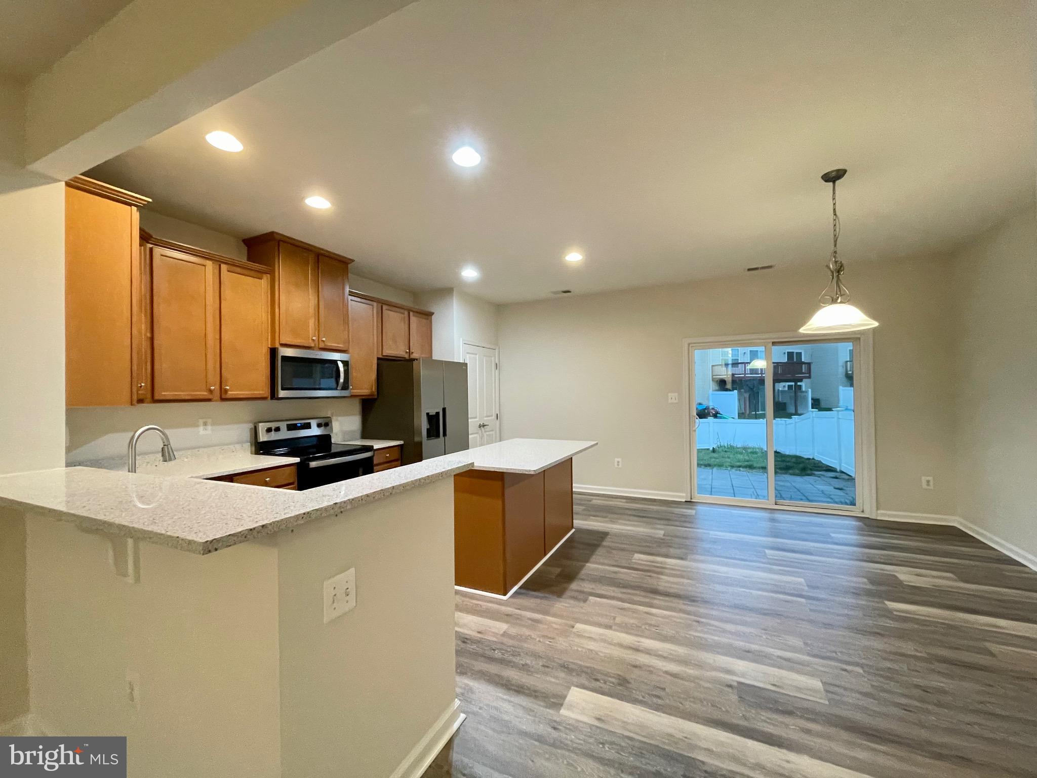 BROOKFIELD ON THE POTOMAC - Residential