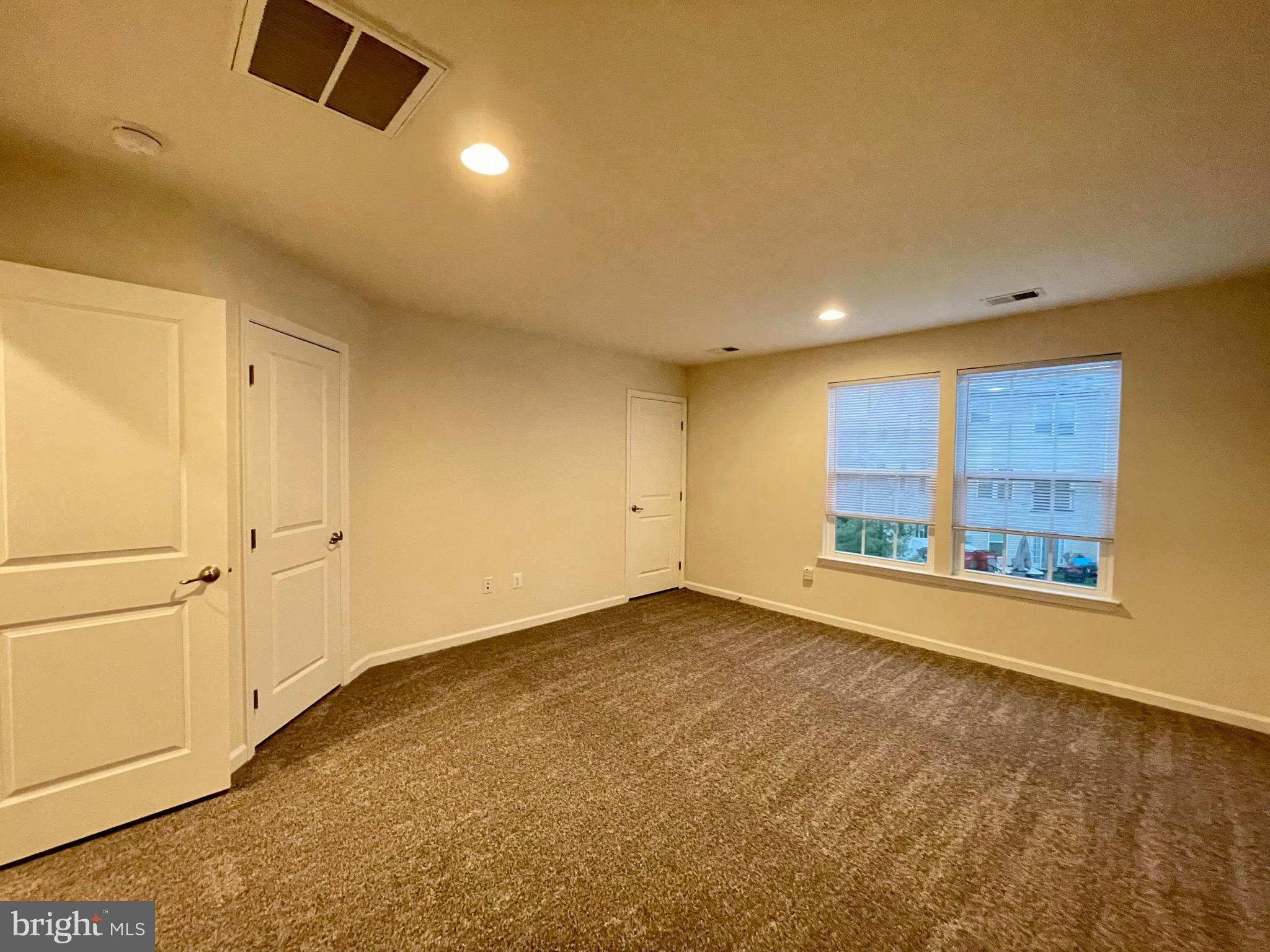 BROOKFIELD ON THE POTOMAC - Residential