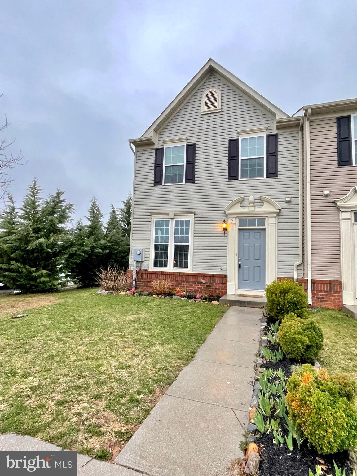 BROOKFIELD ON THE POTOMAC - Residential