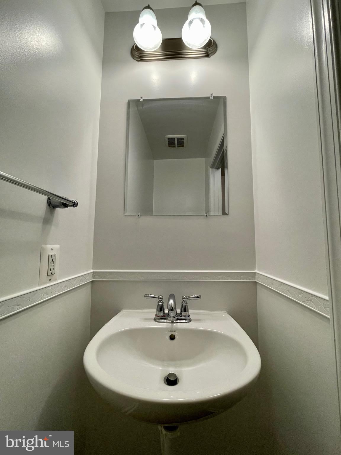 BROOKFIELD ON THE POTOMAC - Residential