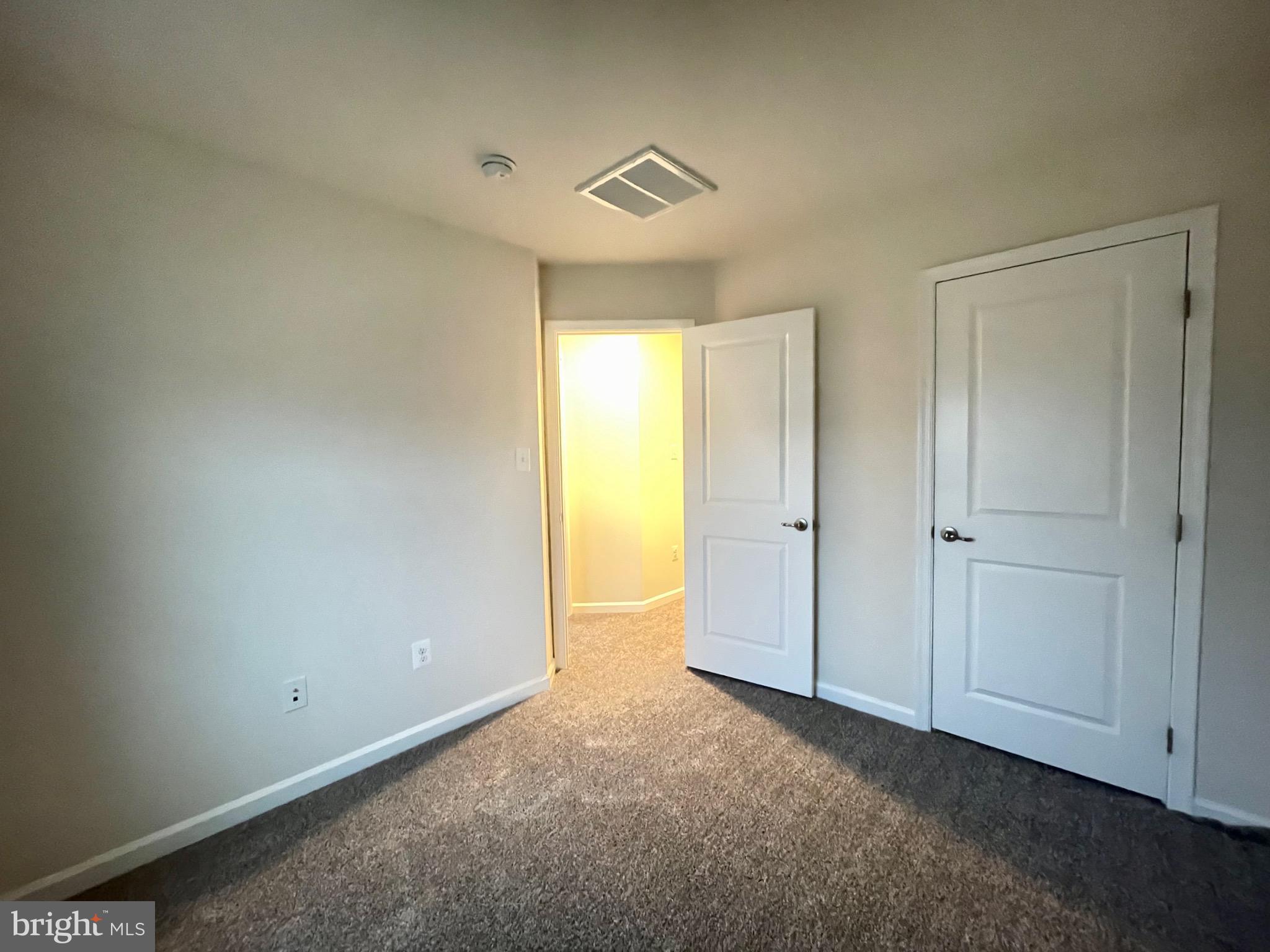 BROOKFIELD ON THE POTOMAC - Residential