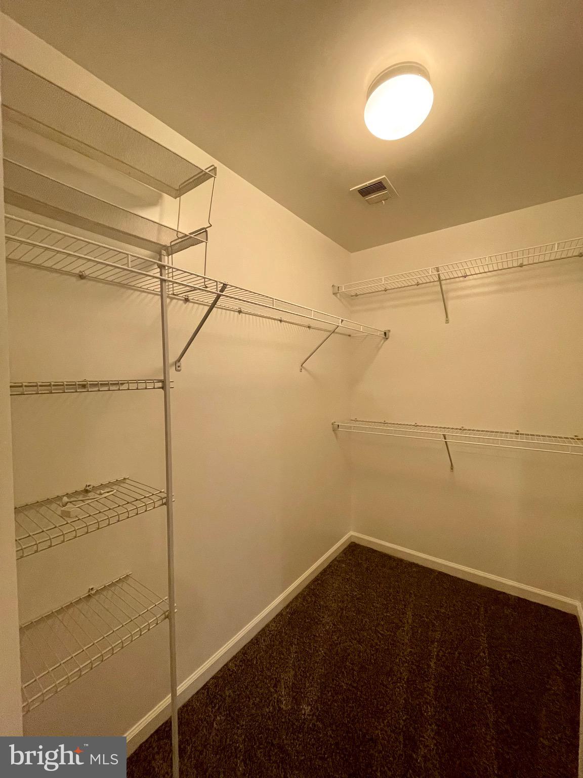 BROOKFIELD ON THE POTOMAC - Residential