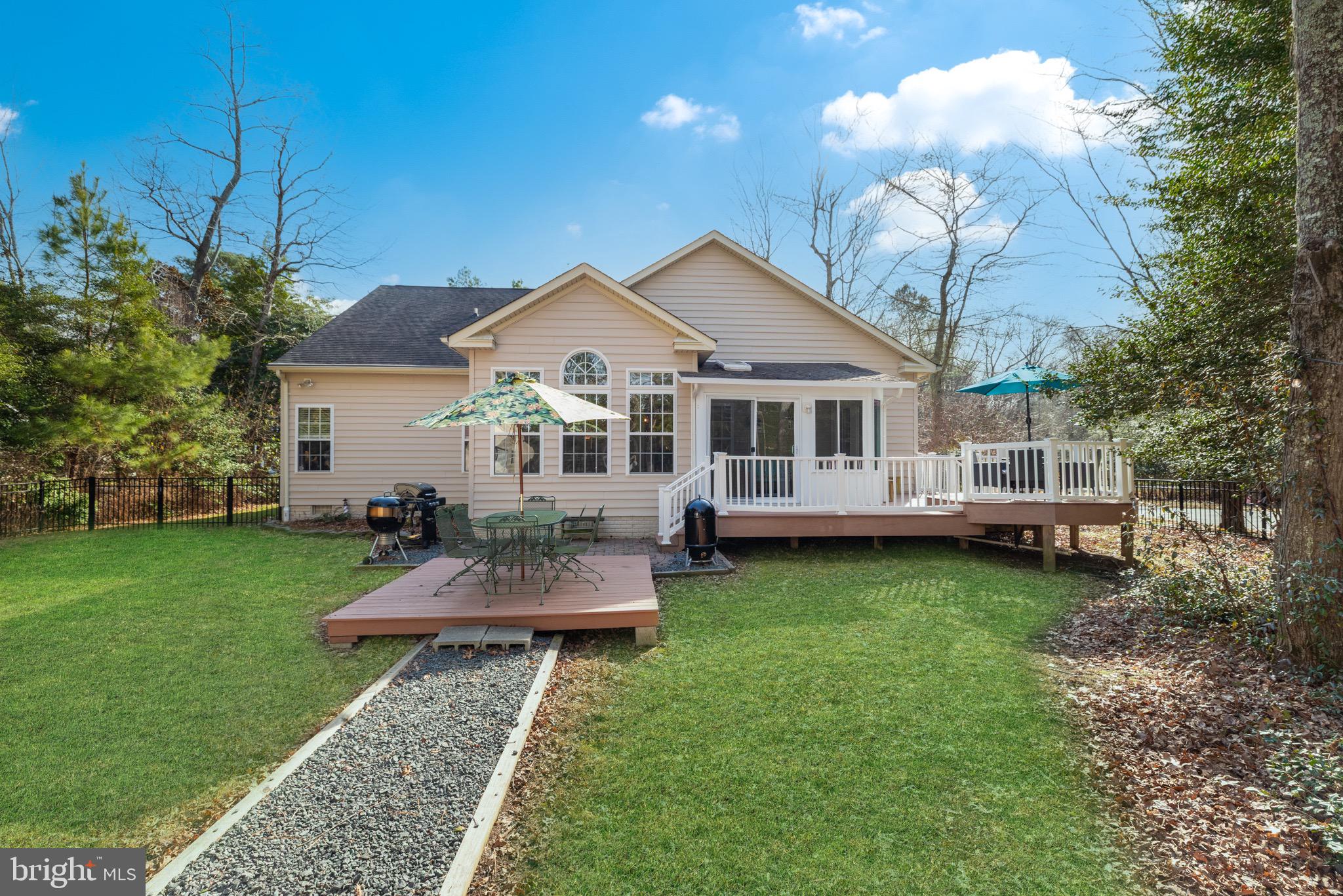 CHAPEL GREEN - Residential