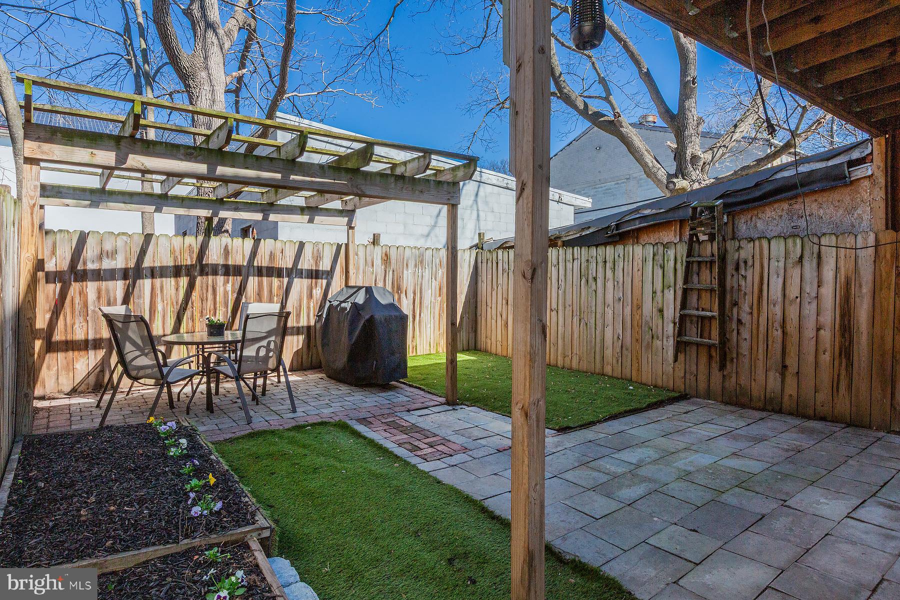 LANCASTER - Residential