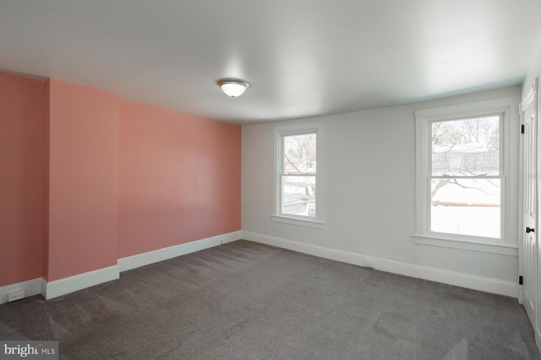 LANCASTER - Residential