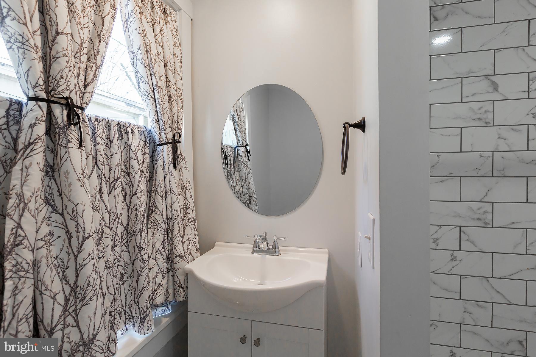 LANCASTER - Residential