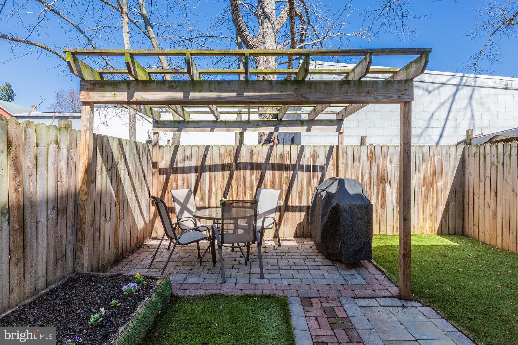 LANCASTER - Residential