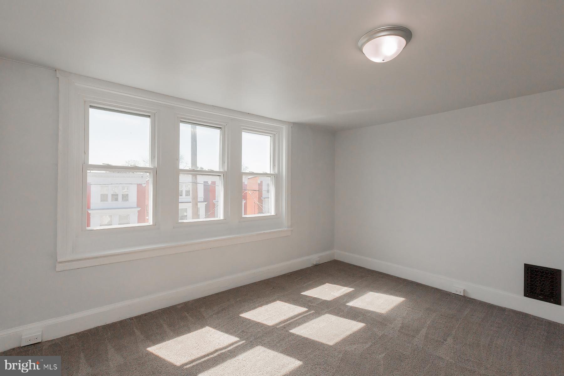 LANCASTER - Residential