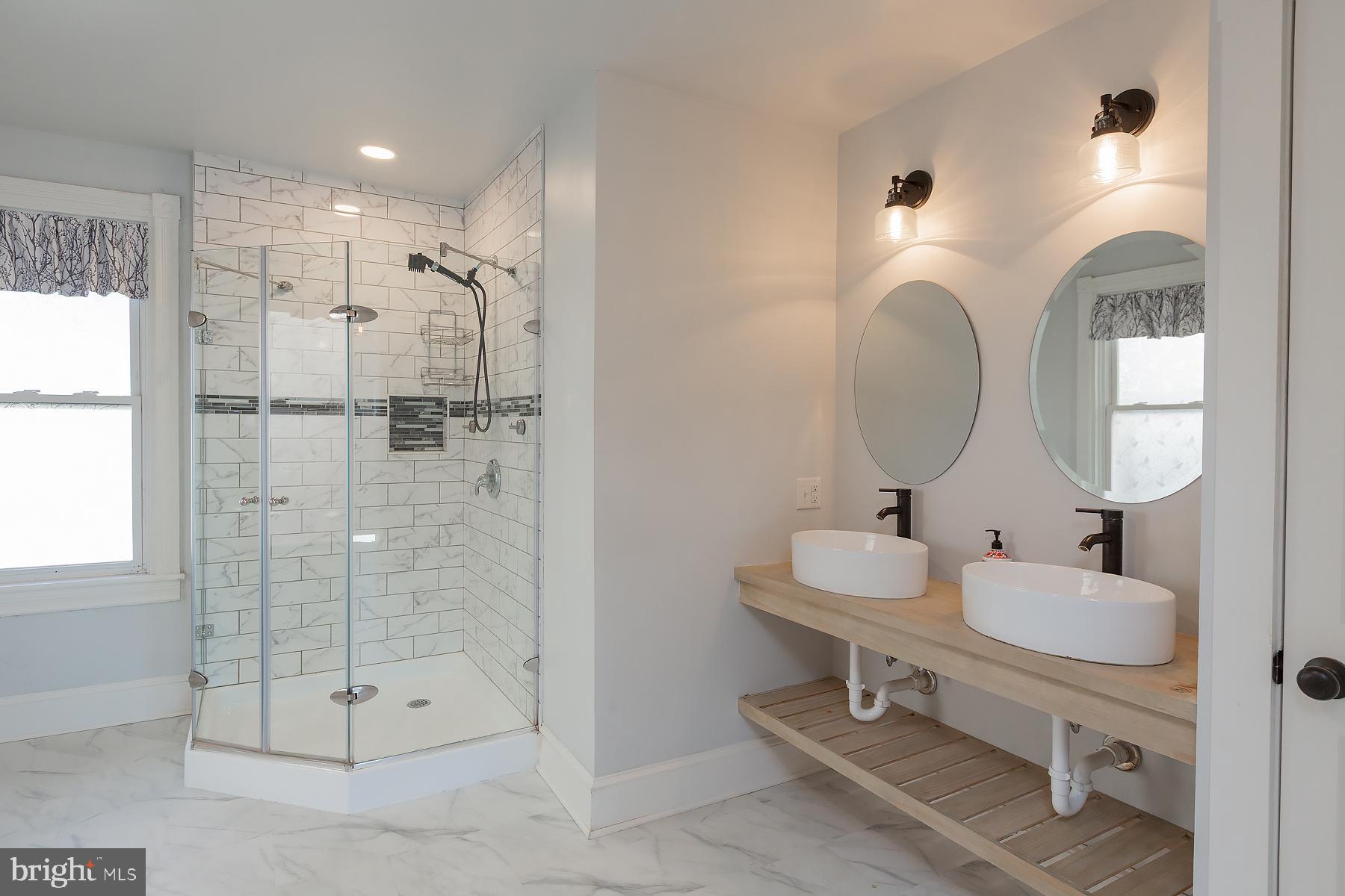 LANCASTER - Residential