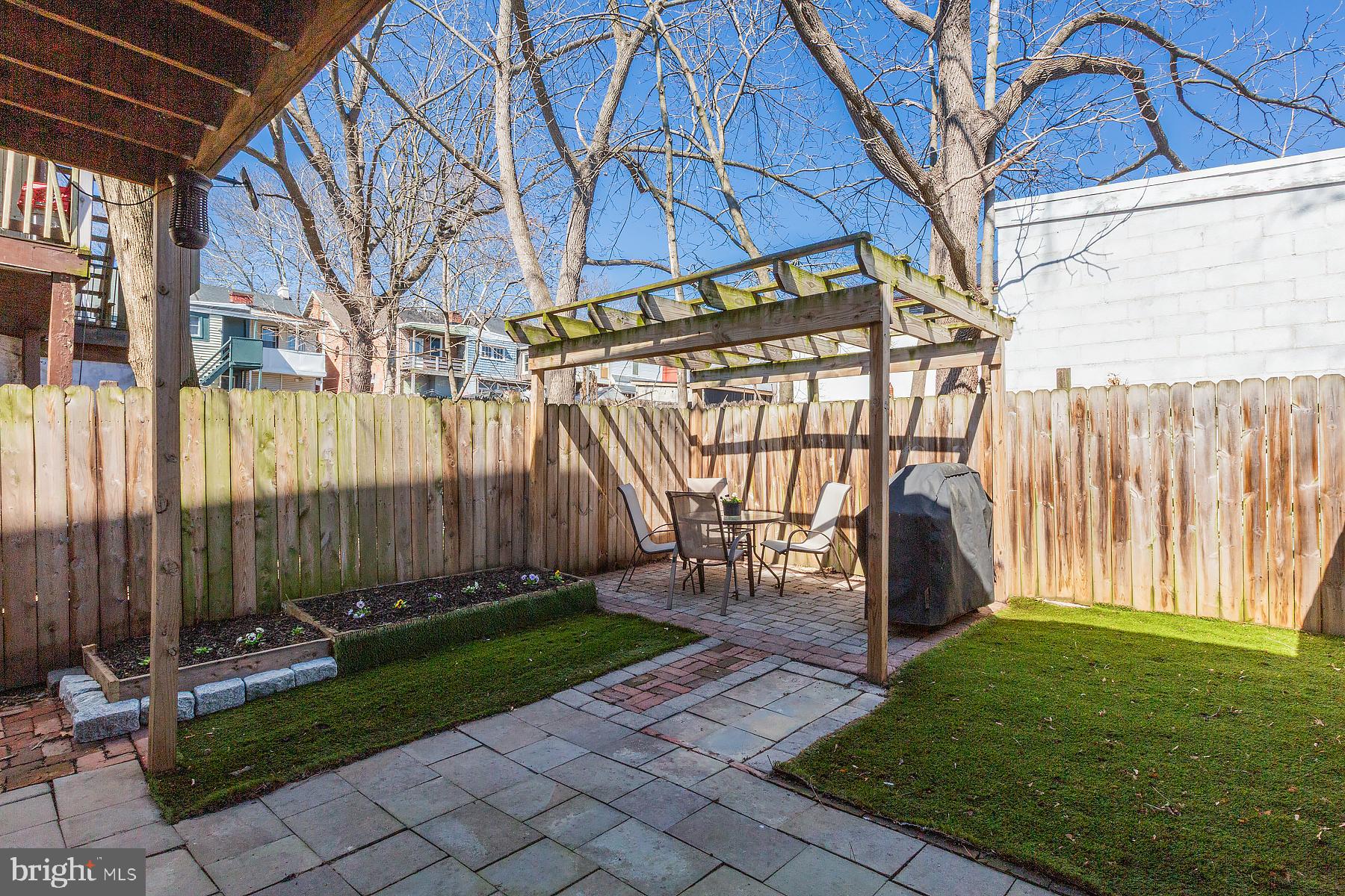 LANCASTER - Residential