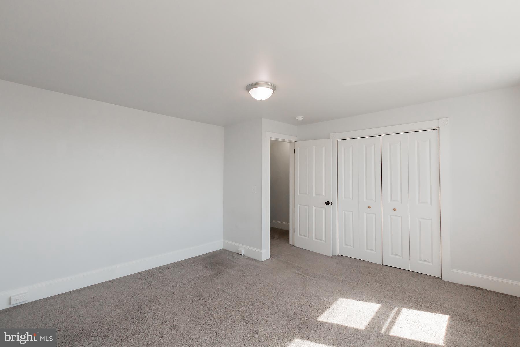 LANCASTER - Residential