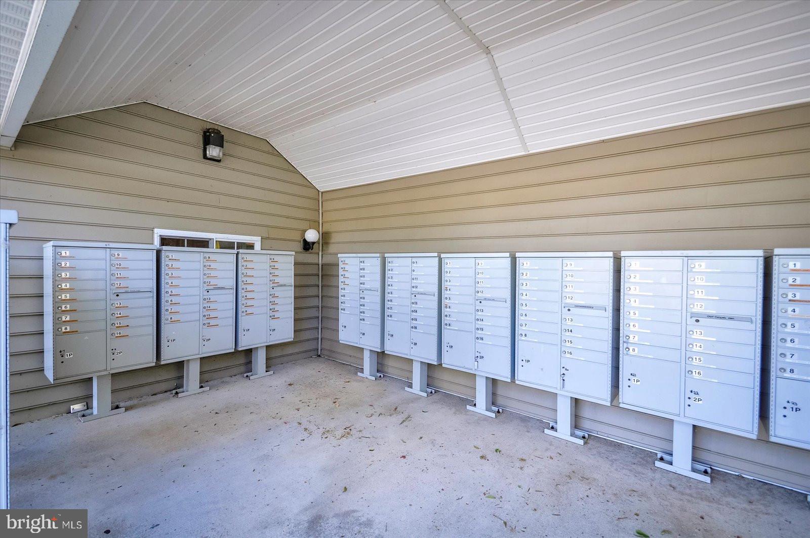 OYSTER HARBOR - Residential