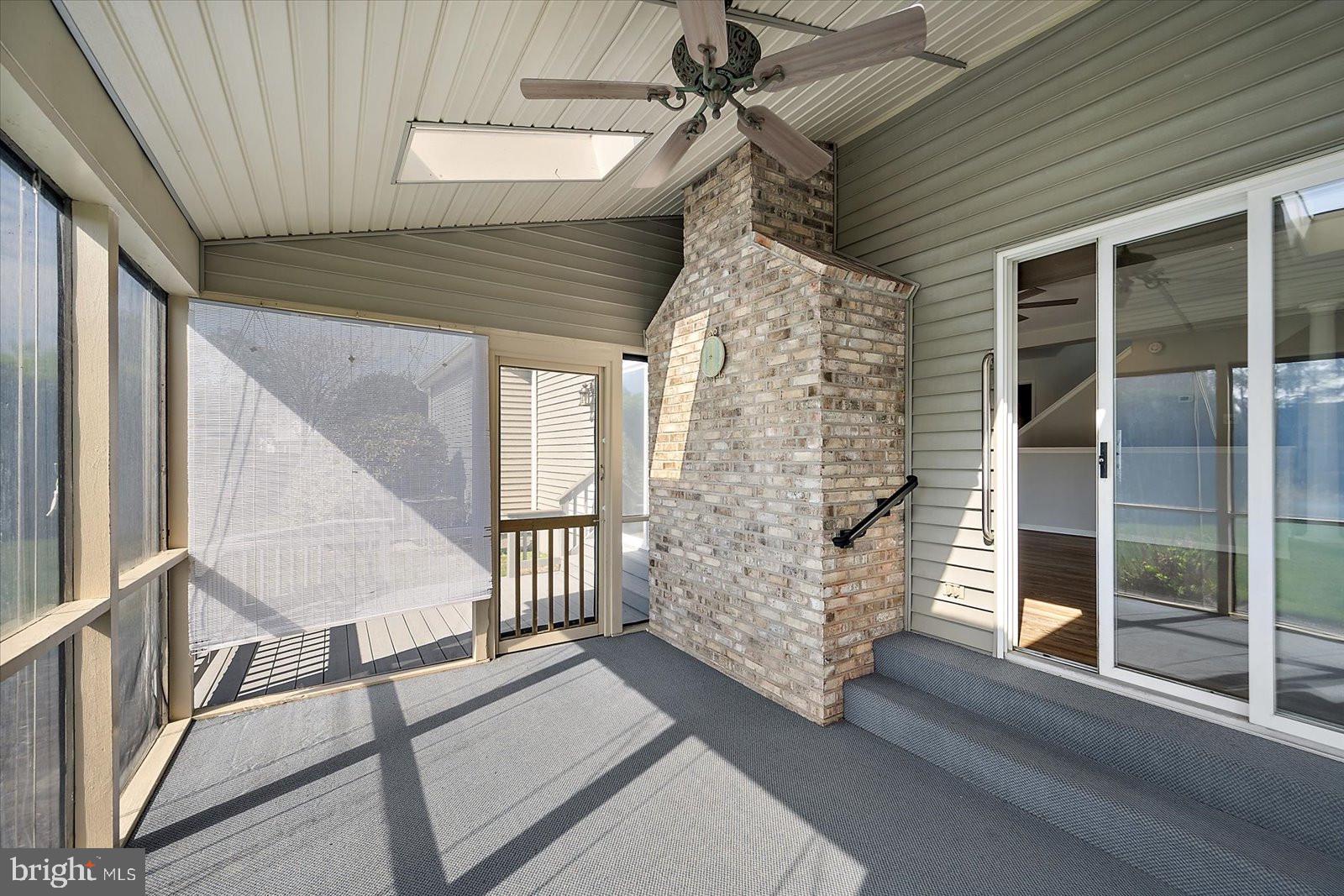 OYSTER HARBOR - Residential