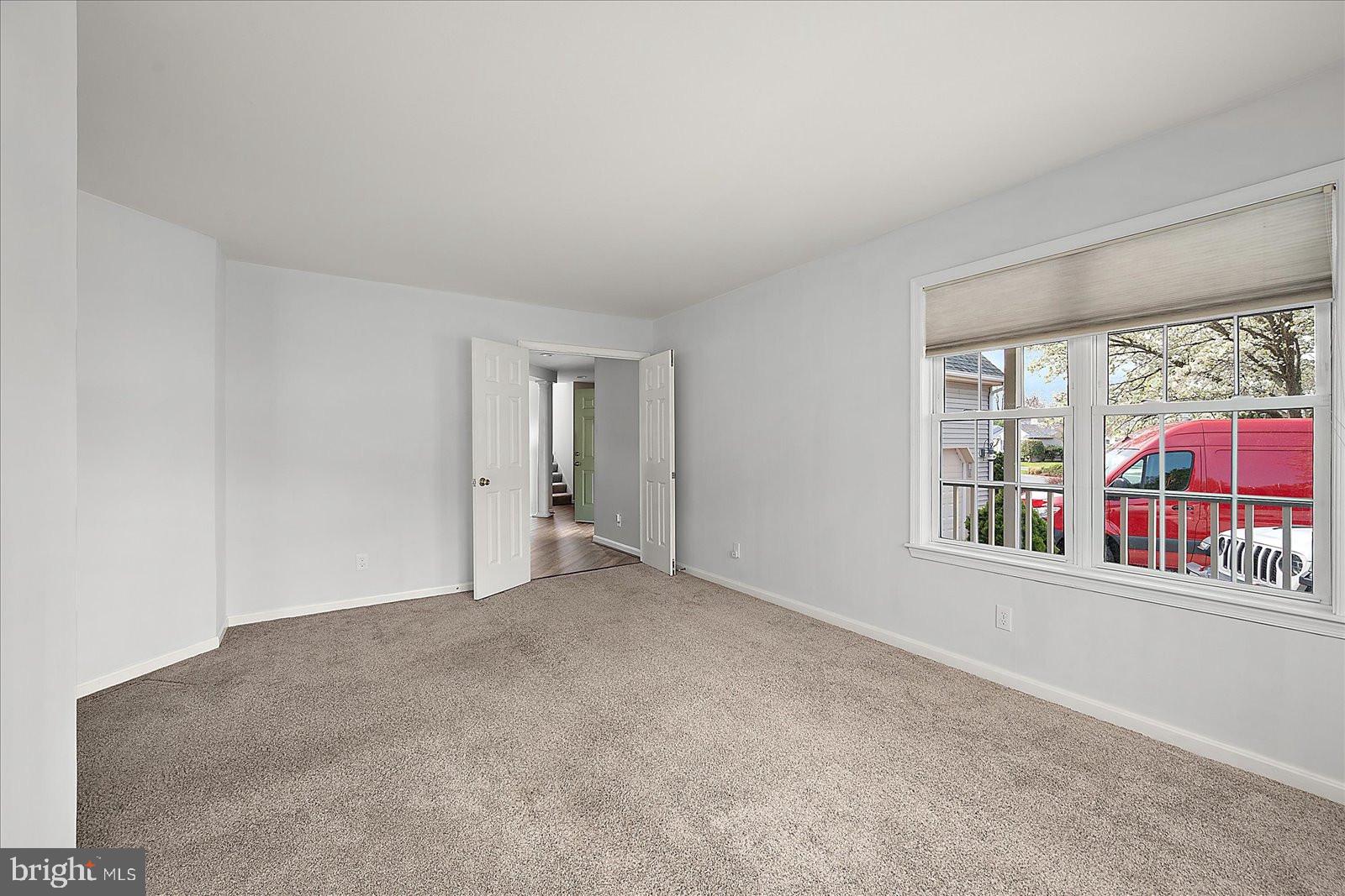 OYSTER HARBOR - Residential