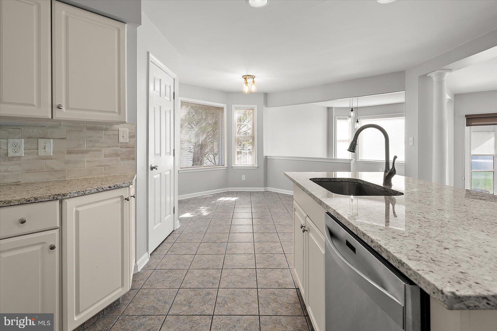 OYSTER HARBOR - Residential