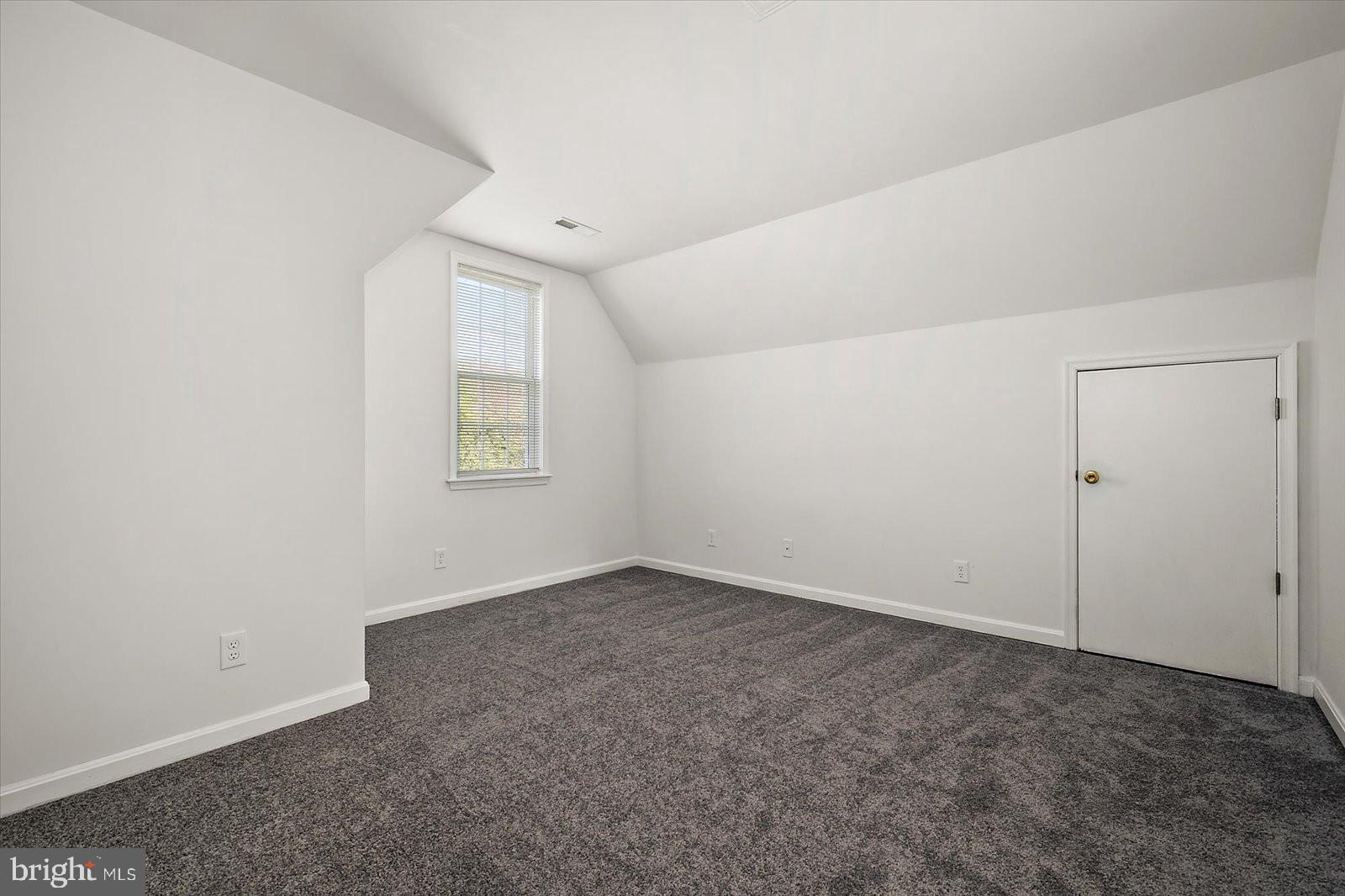 OYSTER HARBOR - Residential