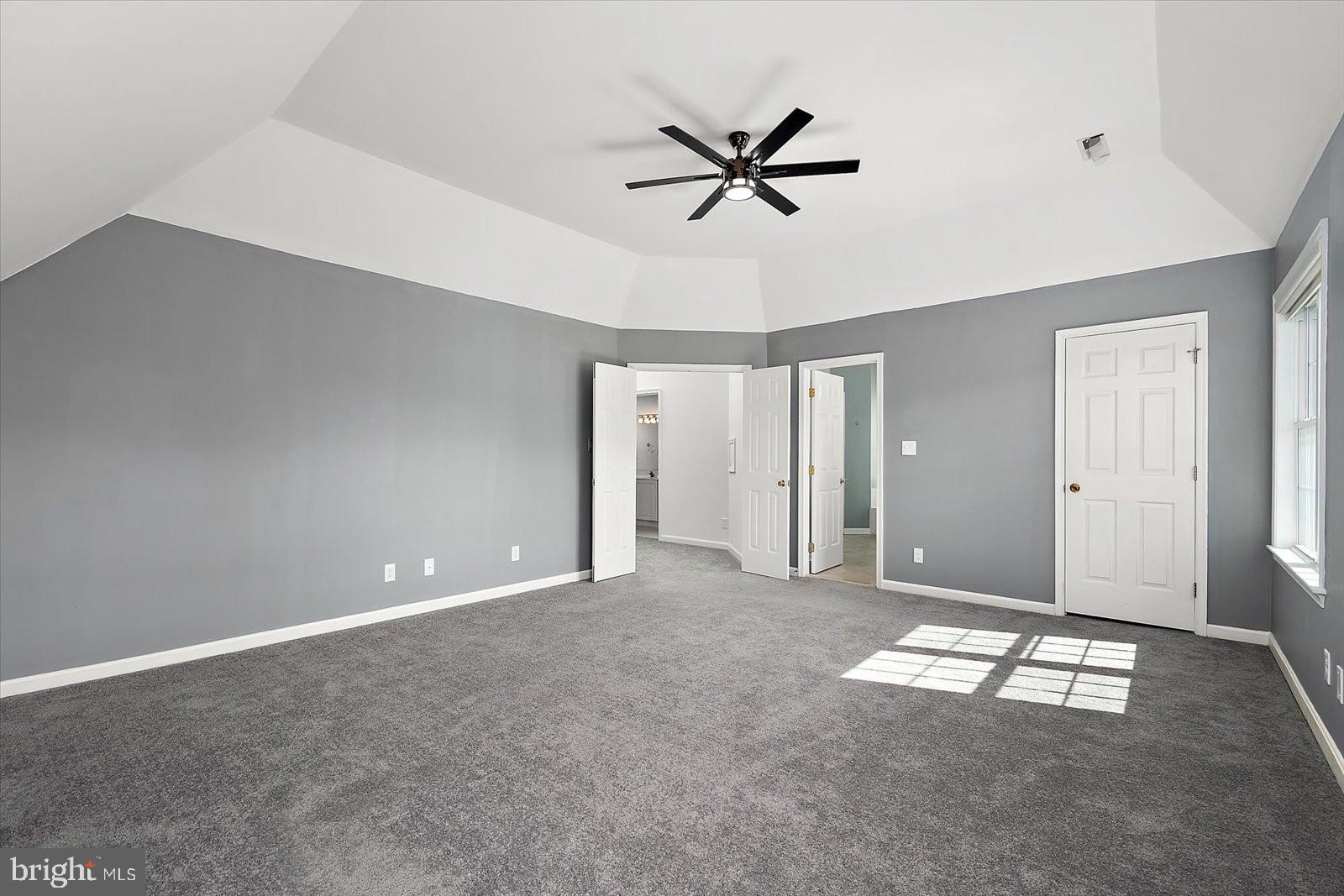 OYSTER HARBOR - Residential