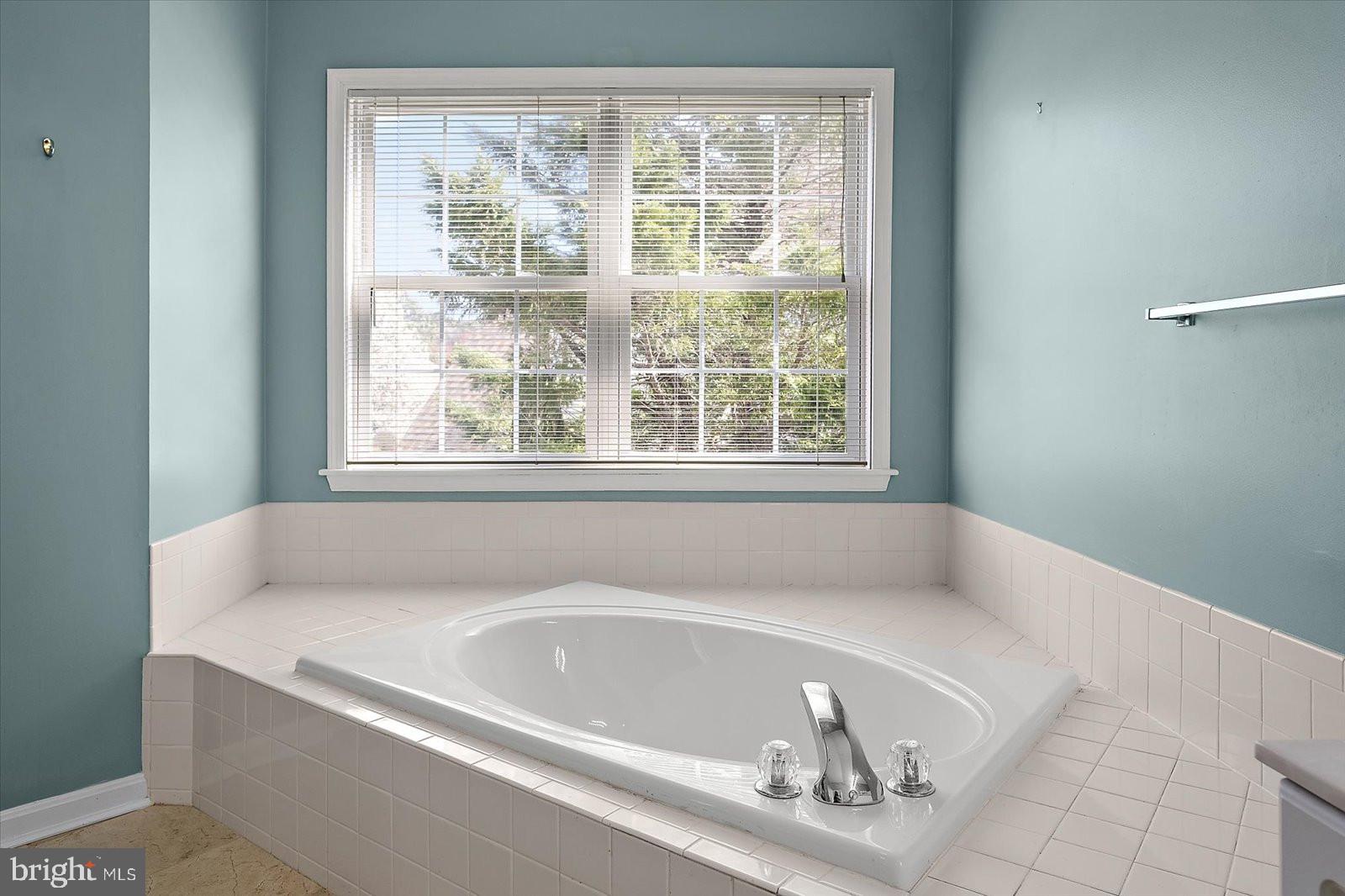 OYSTER HARBOR - Residential