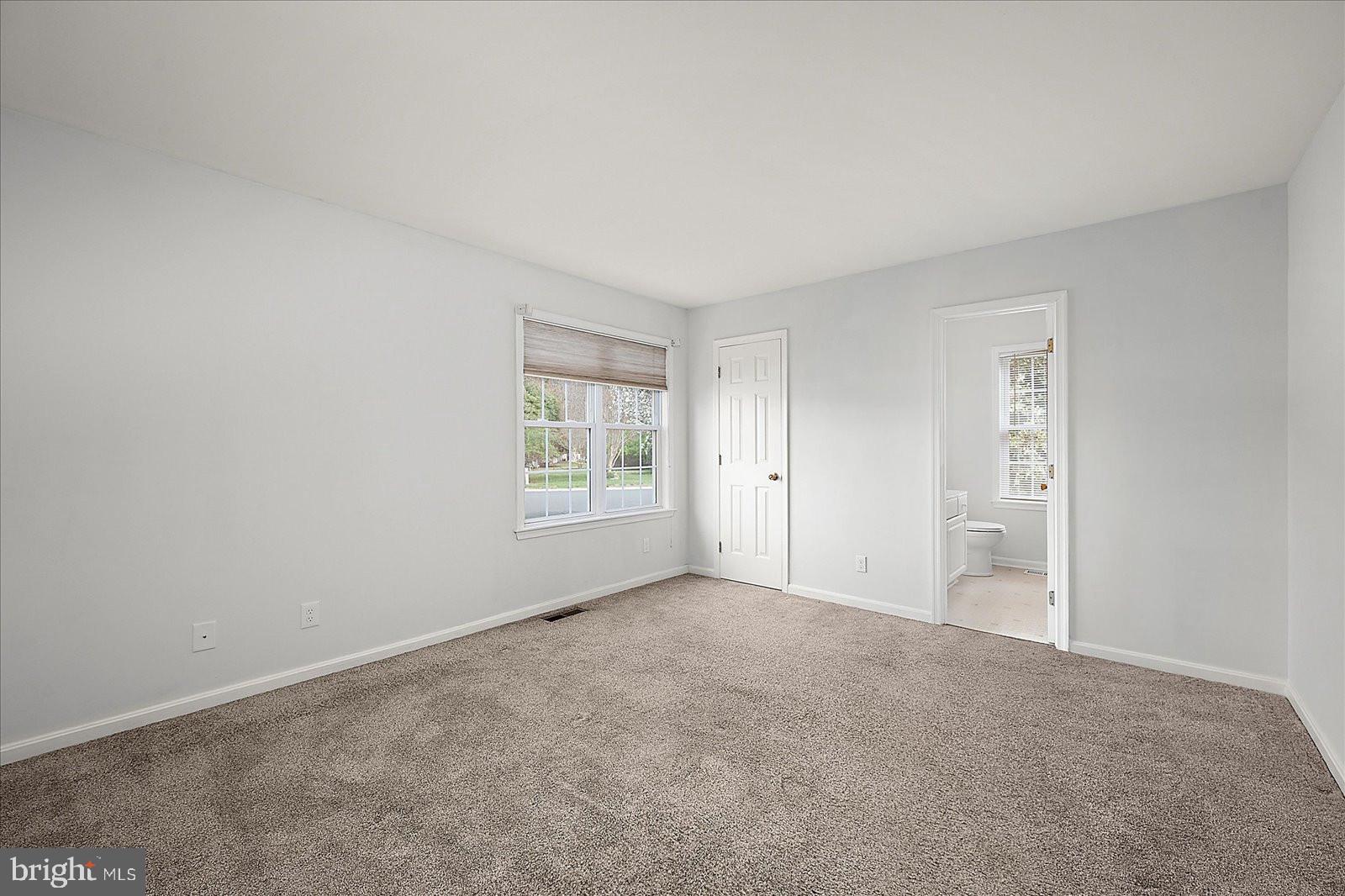 OYSTER HARBOR - Residential