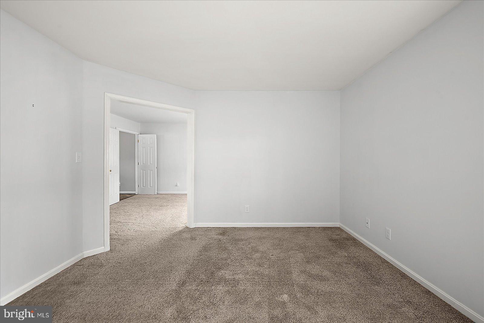 OYSTER HARBOR - Residential