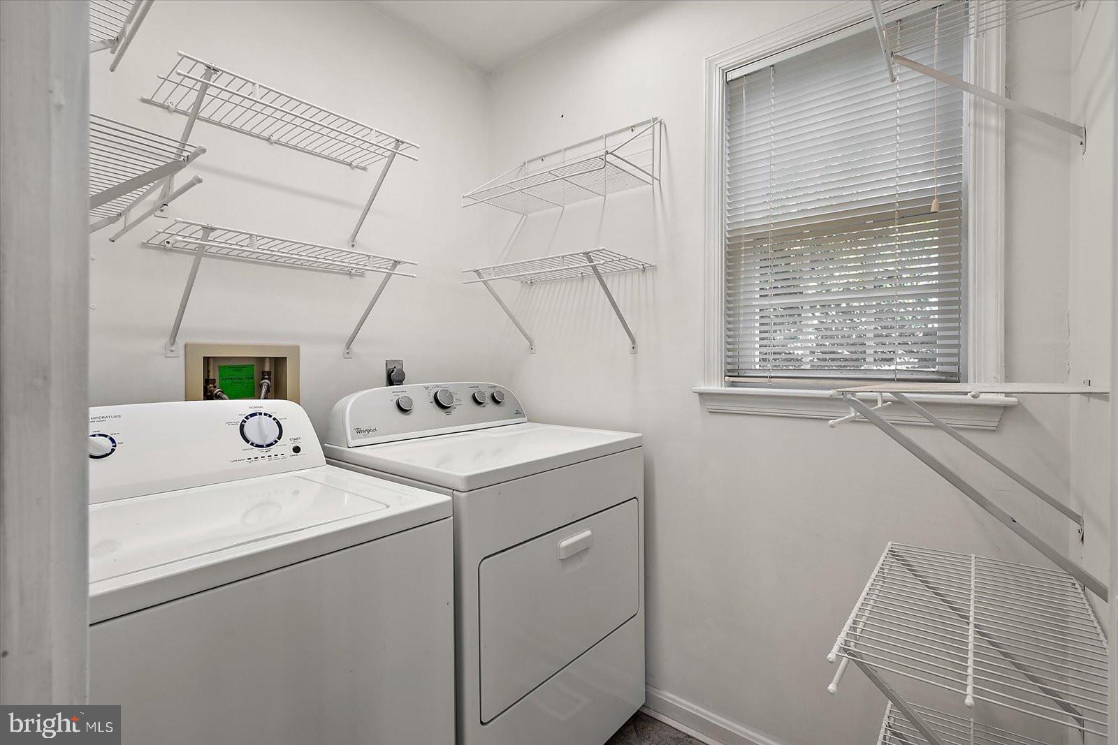 OYSTER HARBOR - Residential