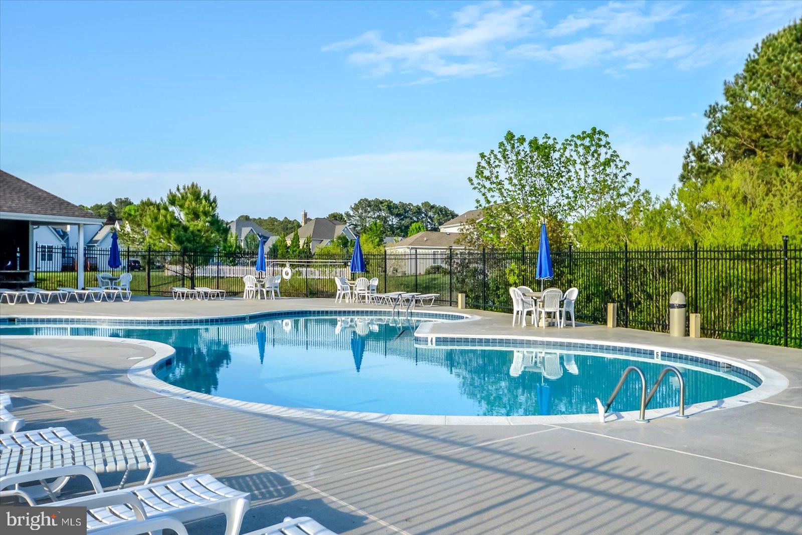 OYSTER HARBOR - Residential