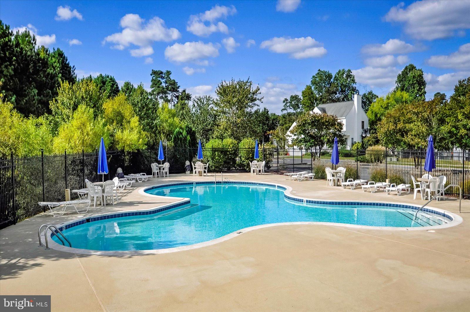 OYSTER HARBOR - Residential