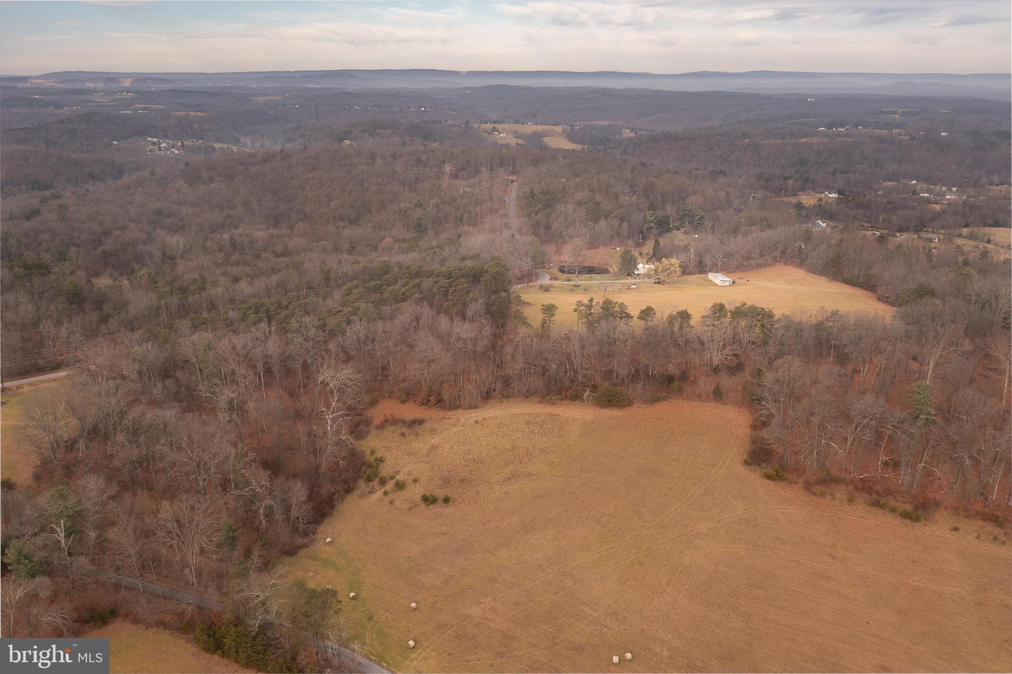 SPRUCE PINE HOLLOW - Land