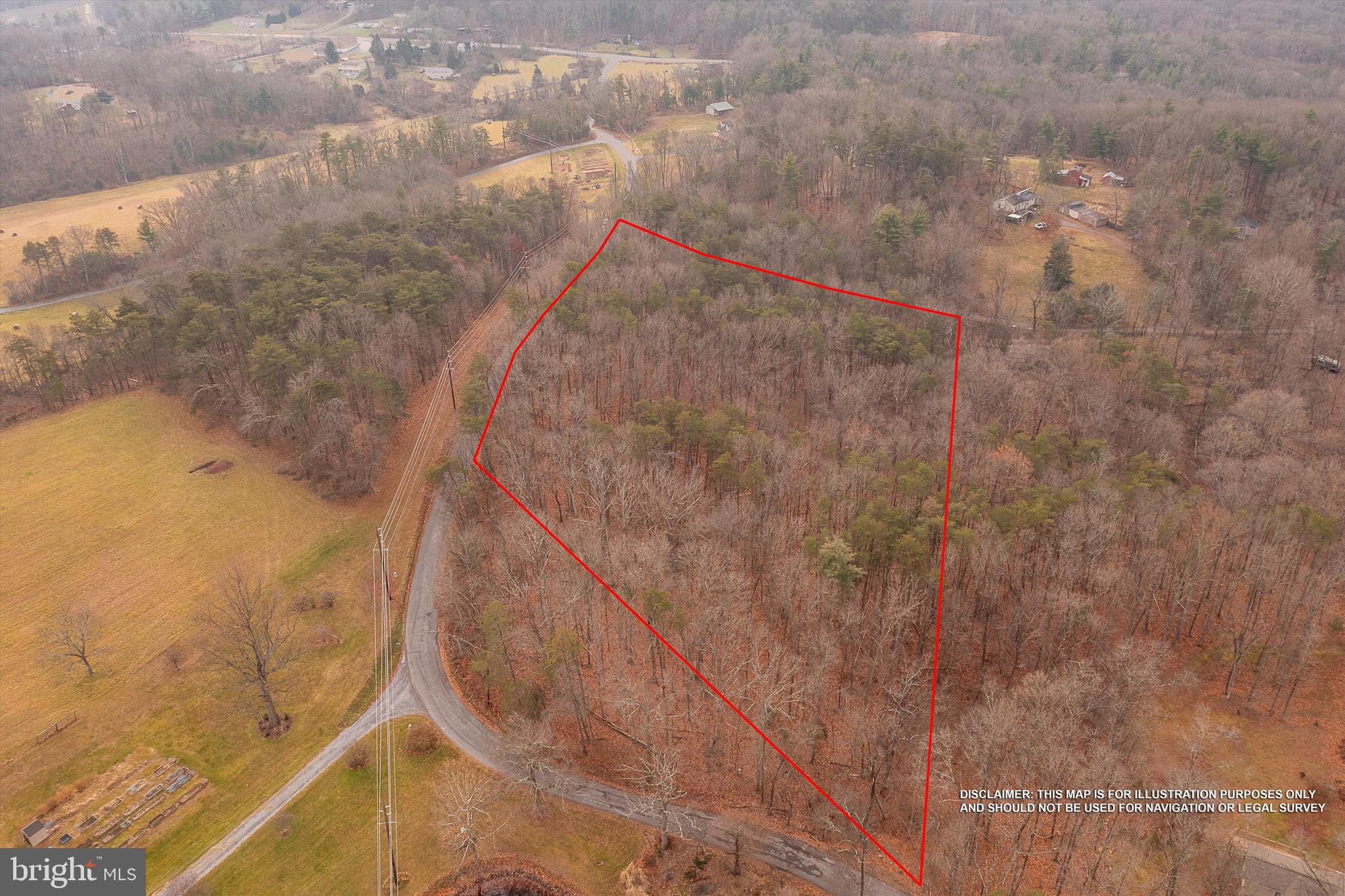 SPRUCE PINE HOLLOW - Land