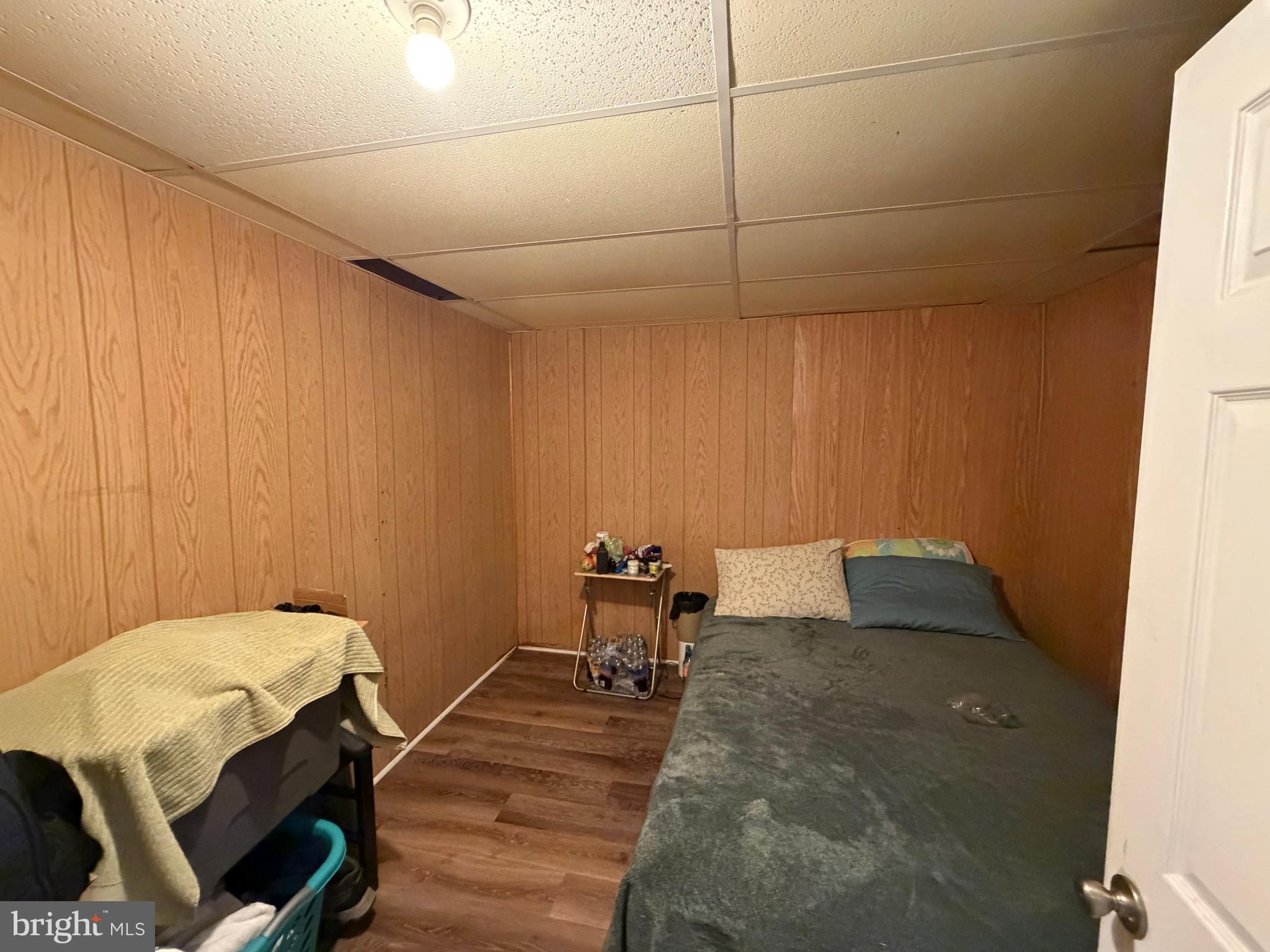 WOOD MANOR - Residential