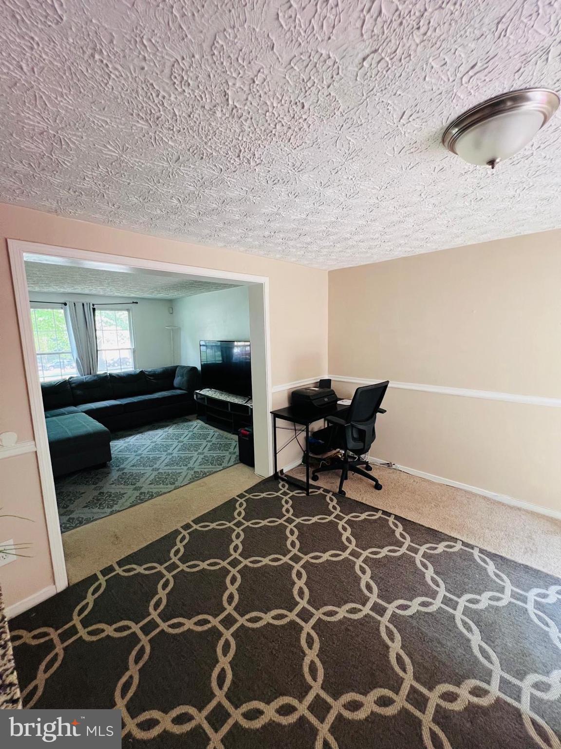406 SHADY GLEN DRIVE