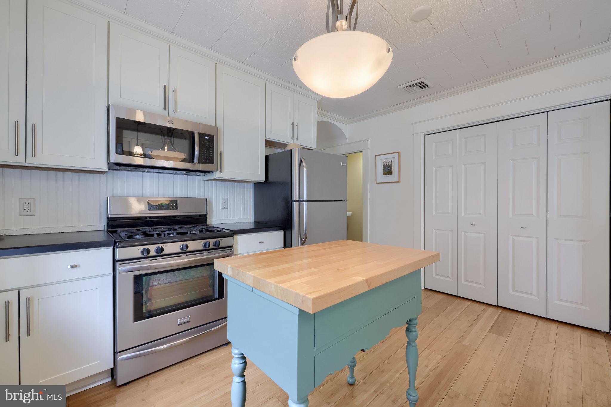 COLUMBIA - Residential