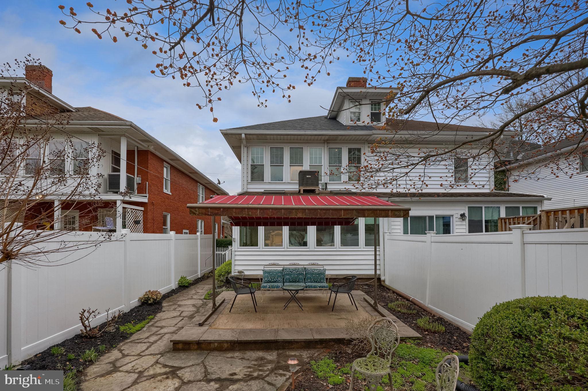 COLUMBIA - Residential