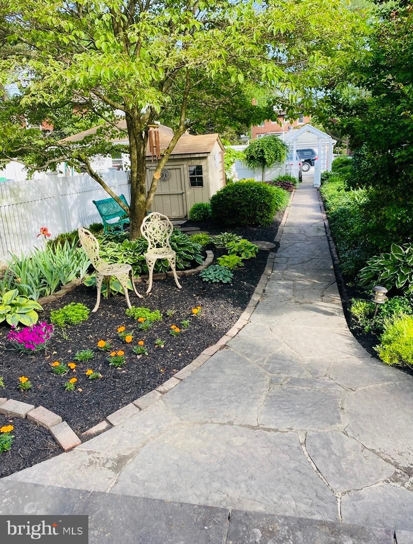 COLUMBIA - Residential