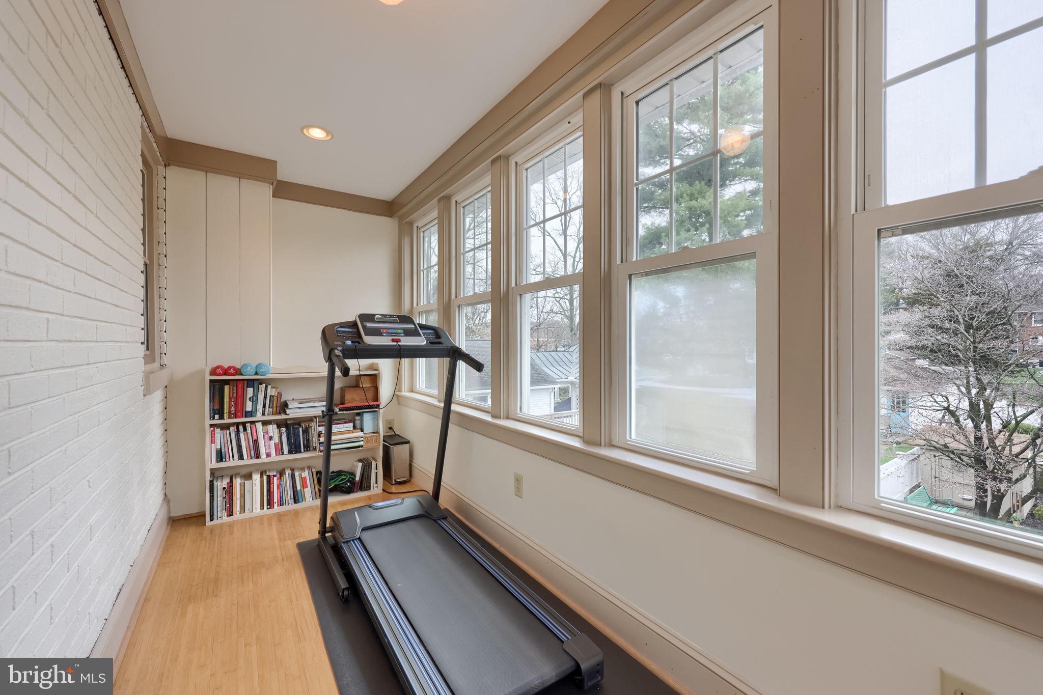 COLUMBIA - Residential