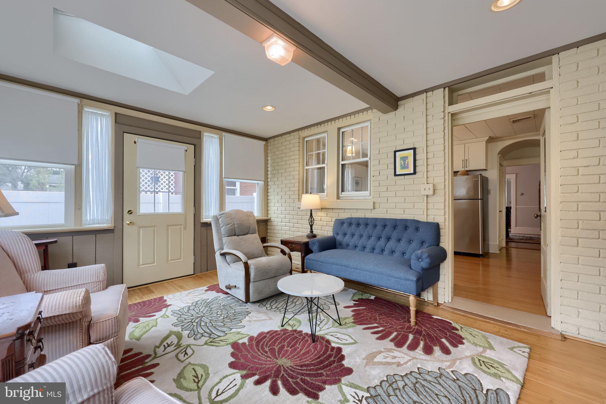 COLUMBIA - Residential